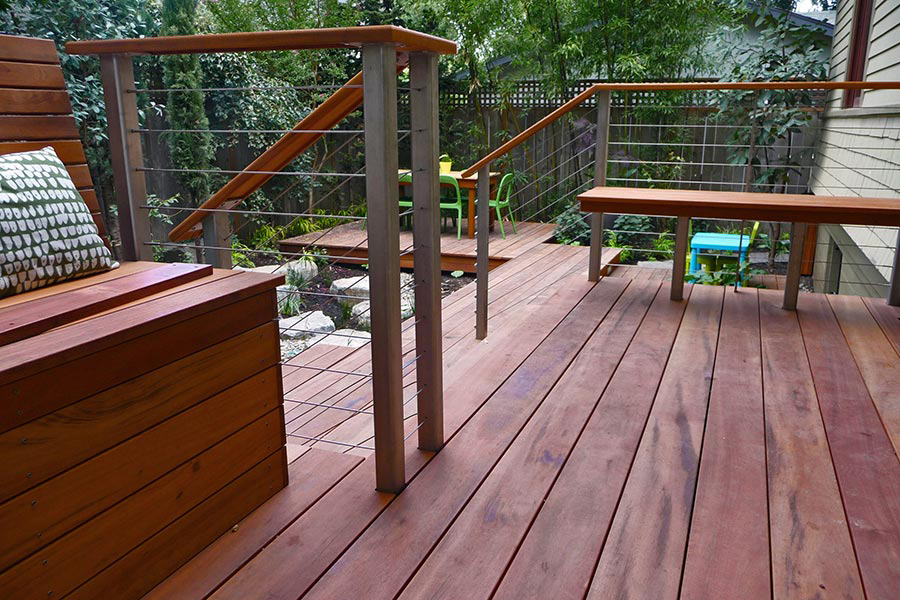 Sellwood-Deck01-900x600